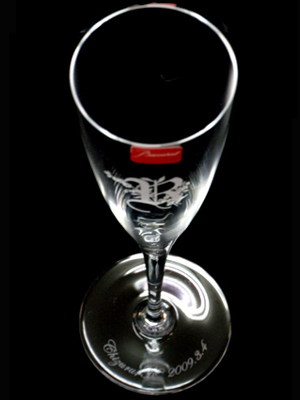 ドンペリニヨン名入れの詳細は、この画像をクリック!